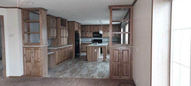 Building Photo - 4162 Cullen Rd
