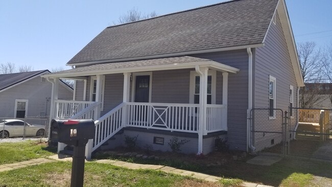 Photo - 19 Saco St House