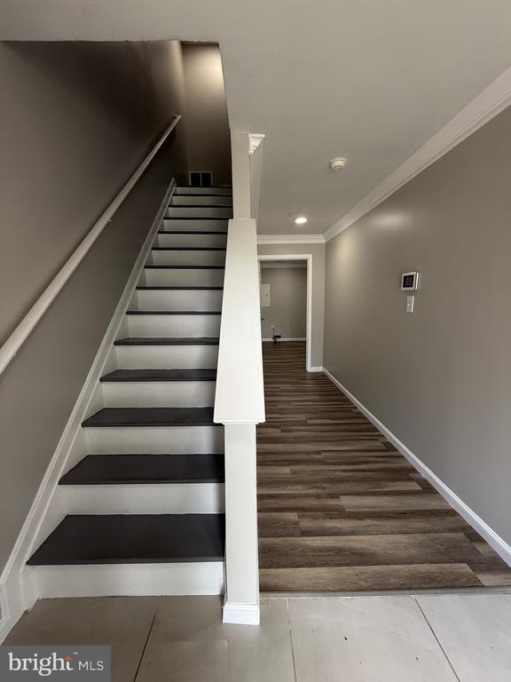 Building Photo - 9903 Cranapple Ct