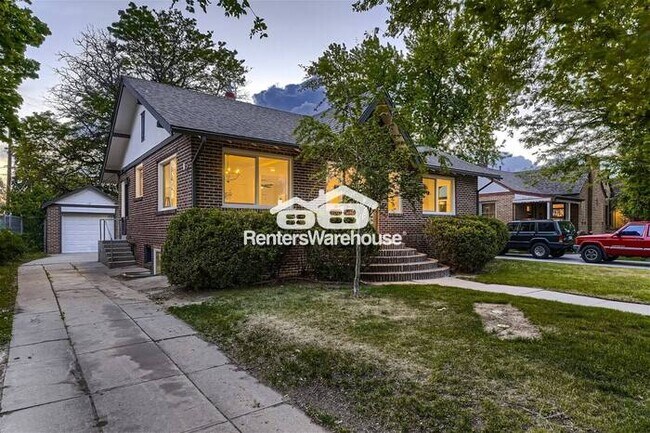 Foto del edificio - 12-17 MONTH LEASE! Available 7/14! Light A...