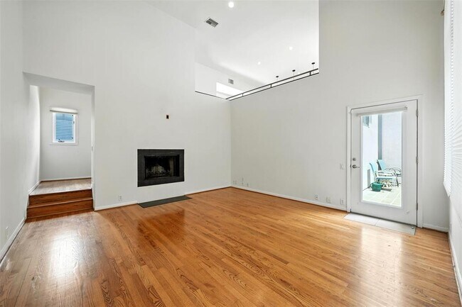 Foto del edificio - 1385 Arlington St