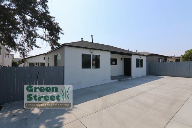 Building Photo - 3847 Menlo Ave