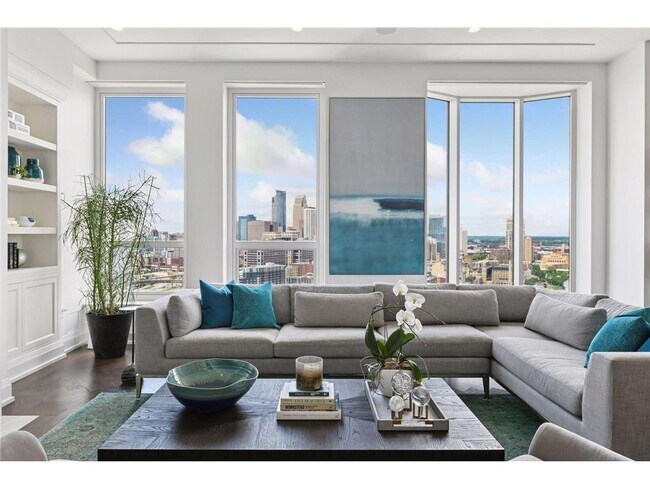 Foto del edificio - 1111 W River Pkwy