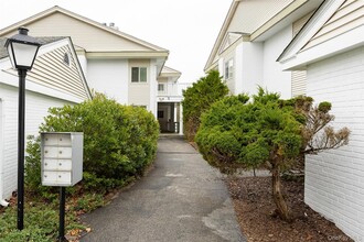 Building Photo - 54 Bennett Common Way