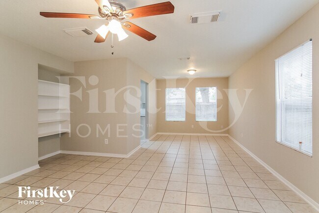 Foto del edificio - 947 Leadenhall Cir