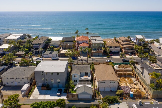 Building Photo - 3 br, 3 bath House - 305 Neptune Avenue