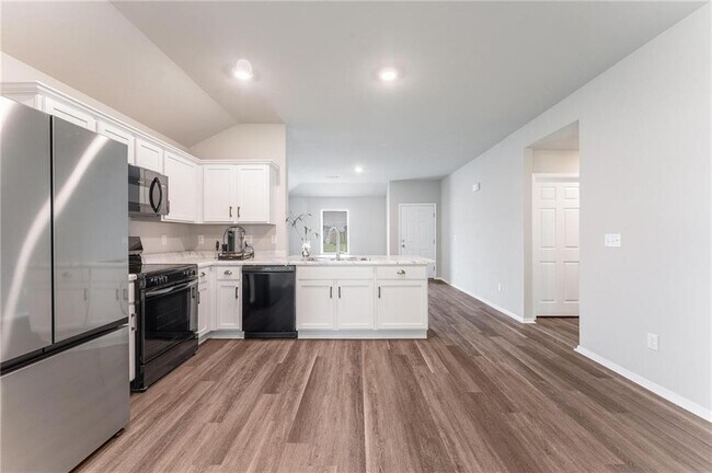 Building Photo - 3604 N Hariet Dr