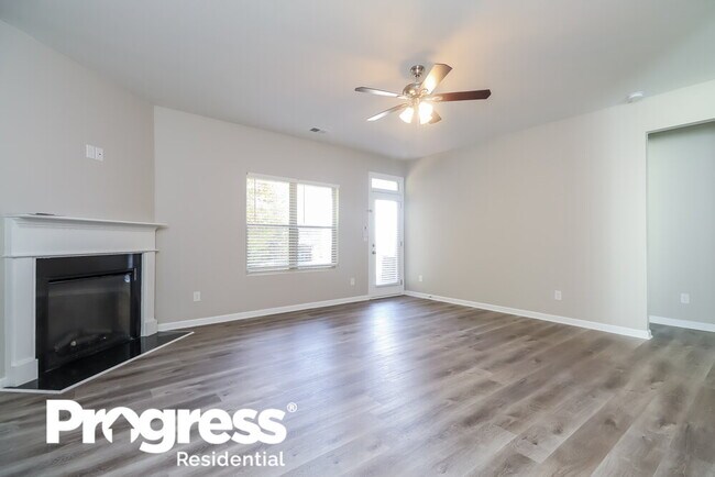 Building Photo - 1069 Lear Dr
