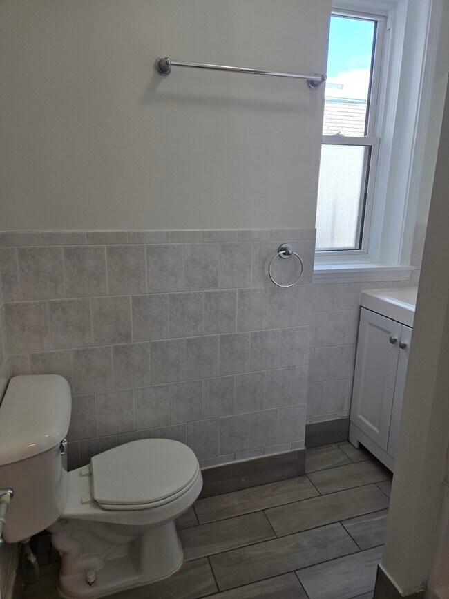 Building Photo - 1189 Commonwealth Ave