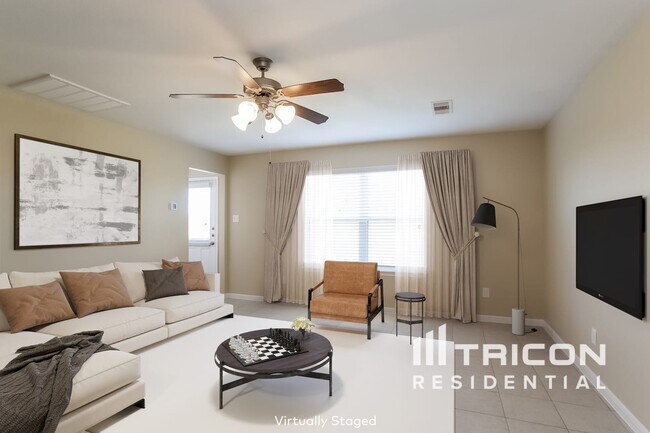 Foto del edificio - 317 Summer Horse Dr