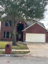 Building Photo - 130 Annes Way