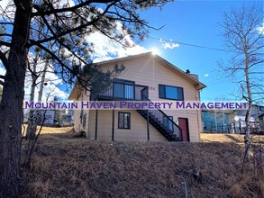 Building Photo - 26172 Center Dr