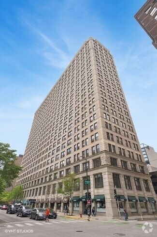 Building Photo - 600 S Dearborn St