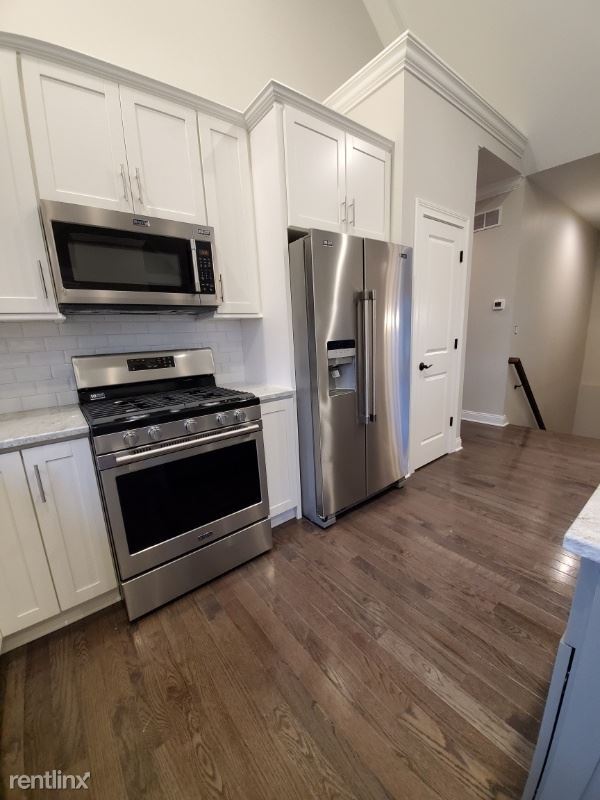 Foto del edificio - 5 br, 3 bath House - 6704 Duroc Ave