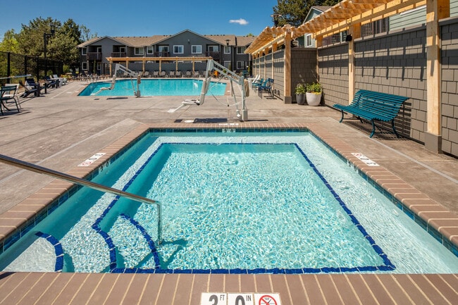 Creekside & Spring Creek apartments — community photo - Creekside & Spring Creek
