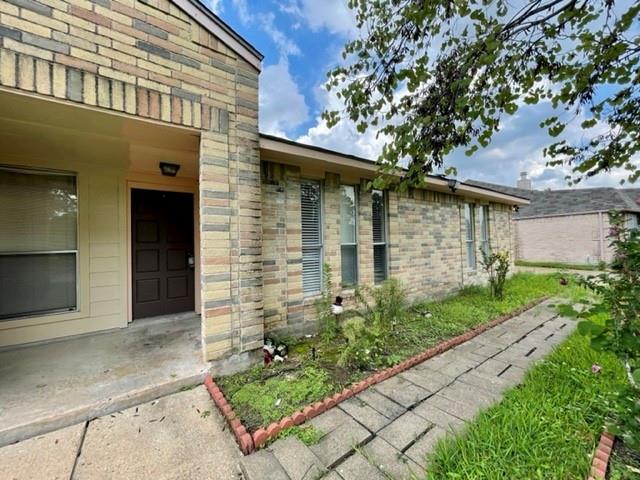 Building Photo - 9622 Homeland Dr