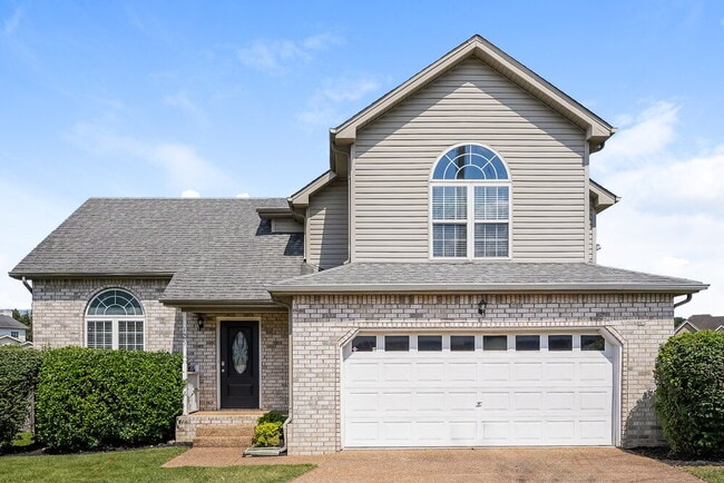 Building Photo - 125 Firelight Ct