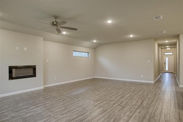 Foto del edificio - 496 Fox Ridge Dr