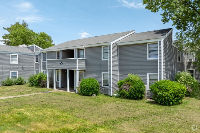 96 Unit Complex - Riverbend Apartments