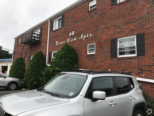 Building Photo - River View Apartments
