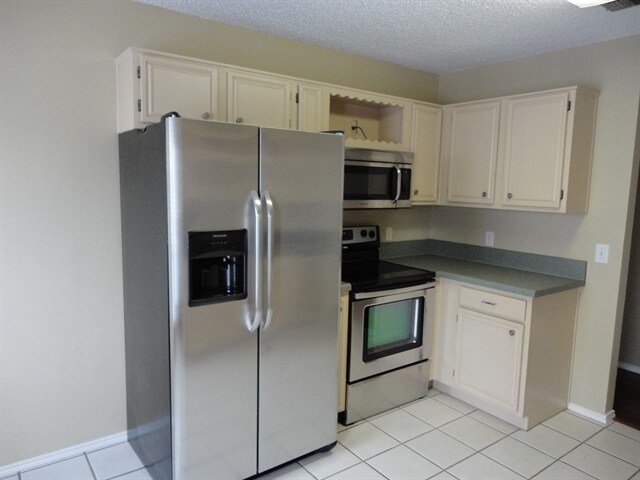 Building Photo - 4067 Tulip Tree Drive