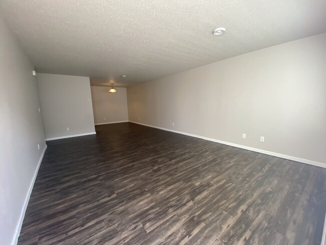Living room - 1115 Westport Beach Way