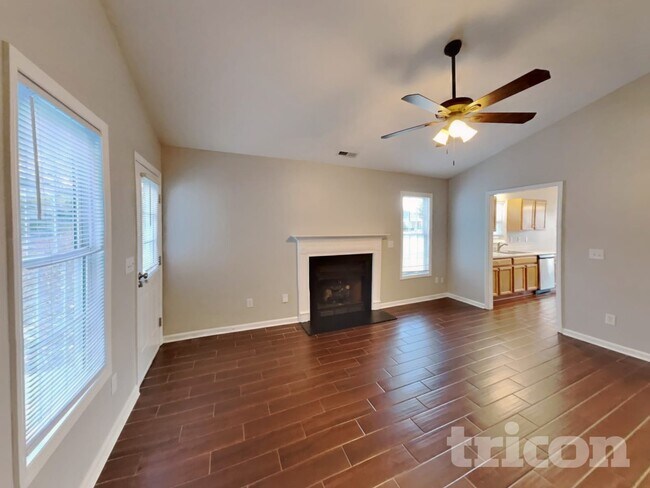 Foto del edificio - 5405 Advantis Dr