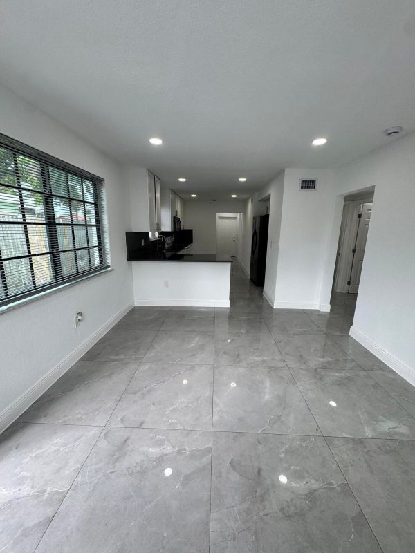 Foto del edificio - 410 S D St