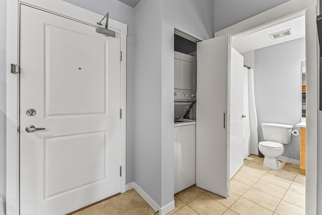 Building Photo - 11950 Harris Rd