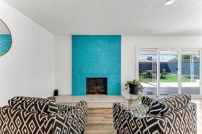 Building Photo - 4765 Monterrey Ave