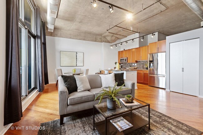 Foto del edificio - 900 N Kingsbury St