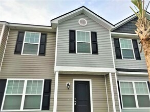 Building Photo - 8 St Augustine Way