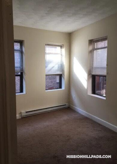 Building Photo - 891 Huntington Ave