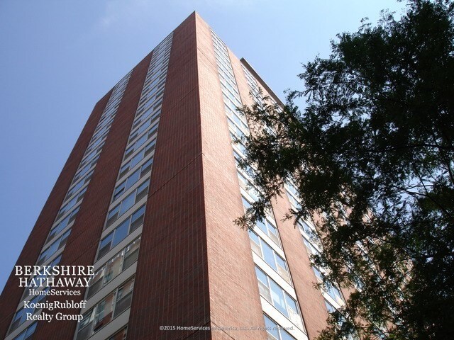 Primary Photo - 1325 N State Pkwy