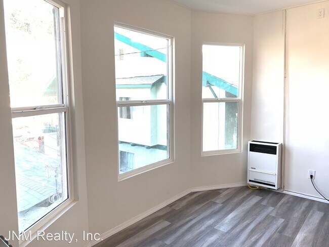 Foto del edificio - 156 E 35th St