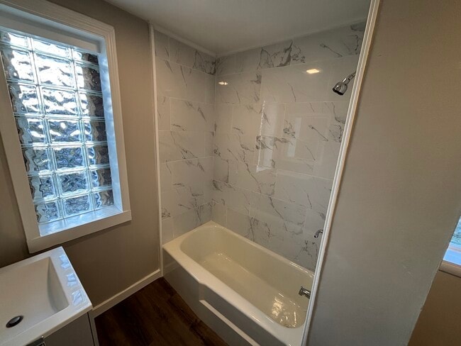 Foto del edificio - 77 Ferry St