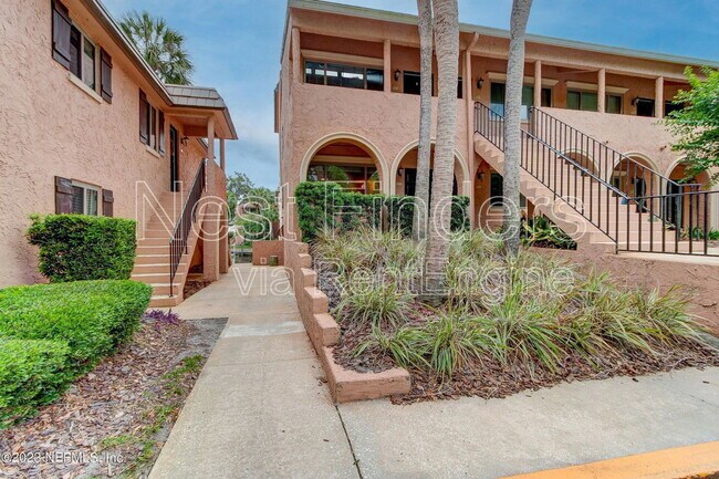 Foto del edificio - 5375 Ortega Farms Blvd
