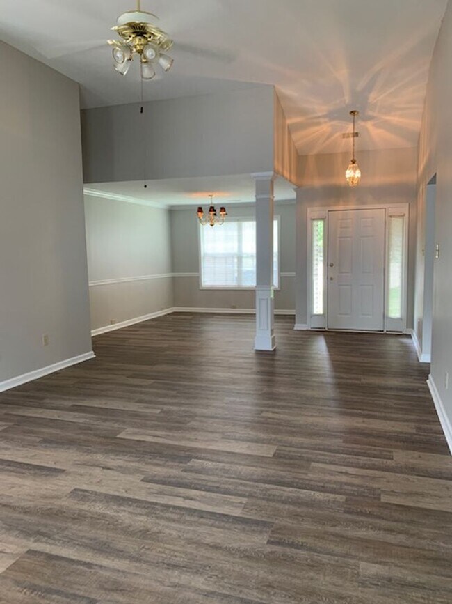 Foto del edificio - Canterfield Ranch Home      250721