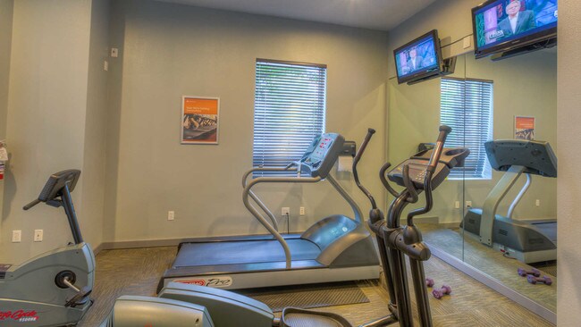 Rianna Apartments Seattle Wa 24 Hour Fitness Center Rianna