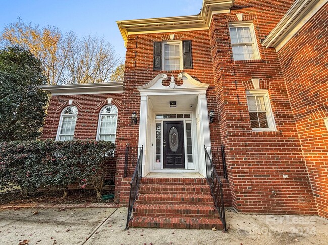 Foto del edificio - 11931 Overlook Mountain Dr