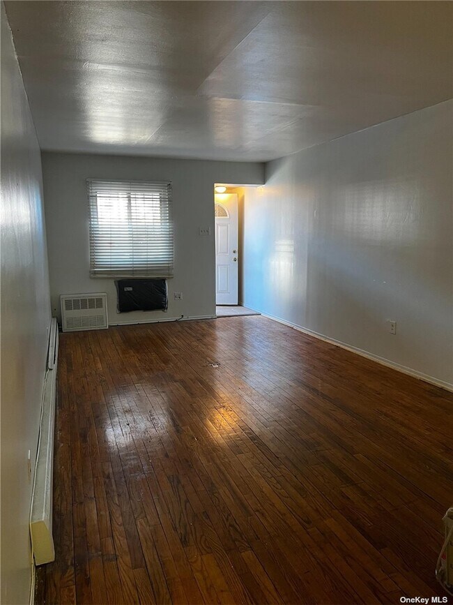 Foto del edificio - 1014 E 86th St