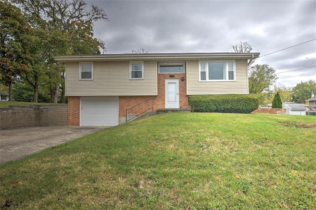 Primary Photo - 820 Woodland Dr