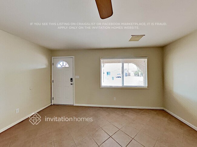 Building Photo - 3601 E Janice Wy