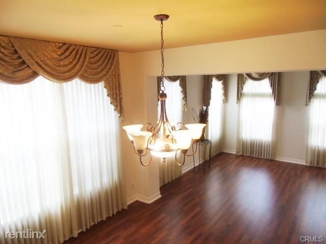 Foto del edificio - 5 br, 4 bath House - 17962 Point Reyes St