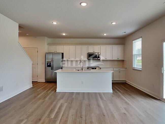 Foto del edificio - 412 Golden Maple Pl