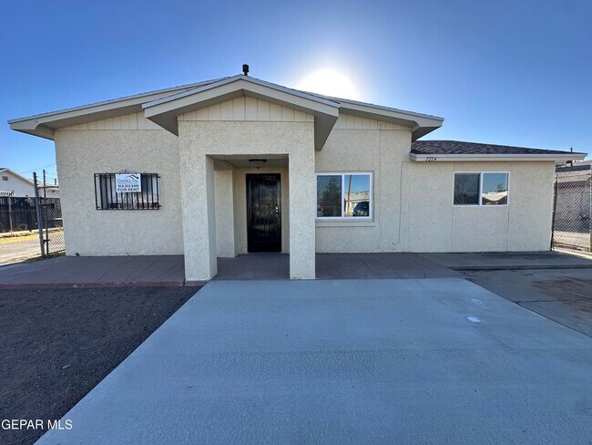 Foto del edificio - 7224 Dale Rd