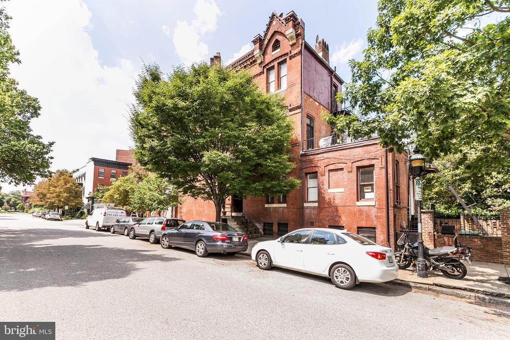 Foto principal - 1501 Bolton St