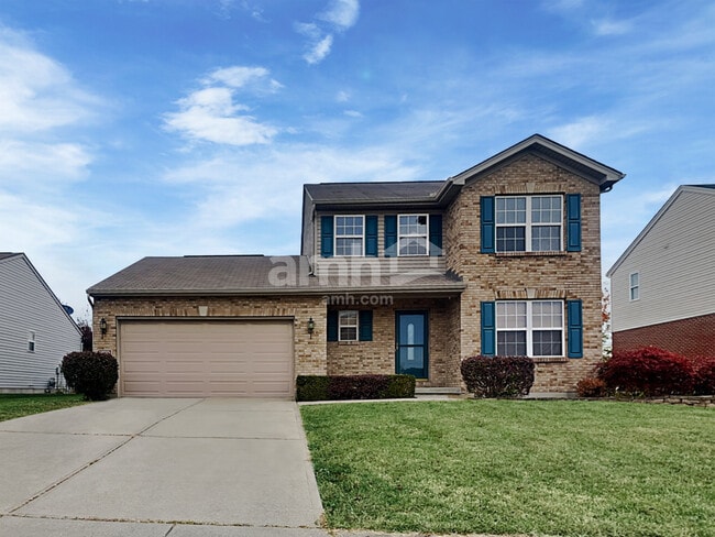 Building Photo - 260 University Dr