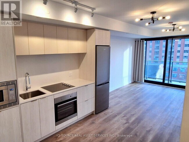 Photo du bâtiment - 1 Jarvis St
