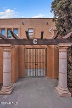 Building Photo - 10604 Springwood Dr